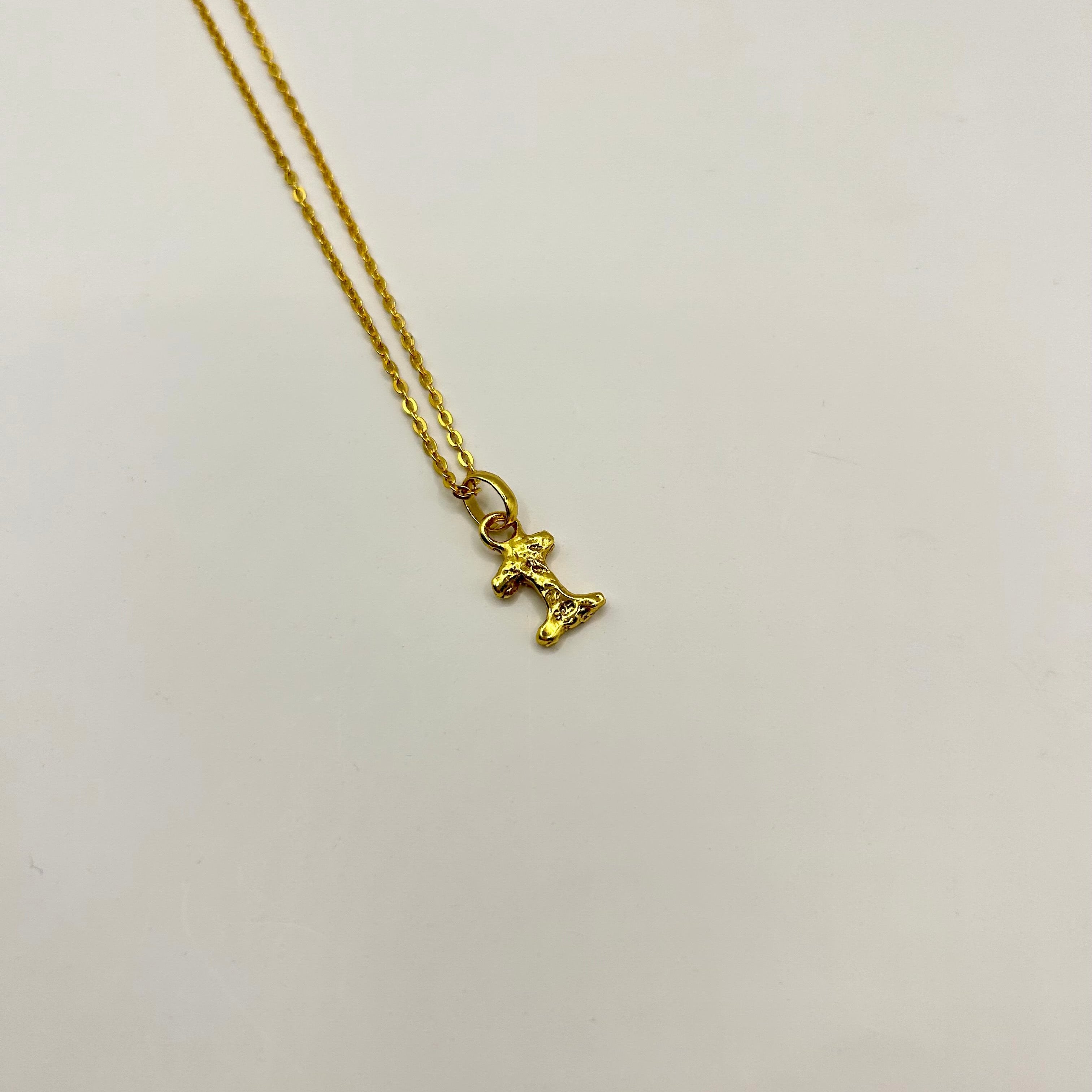 Letter Pendant Gold