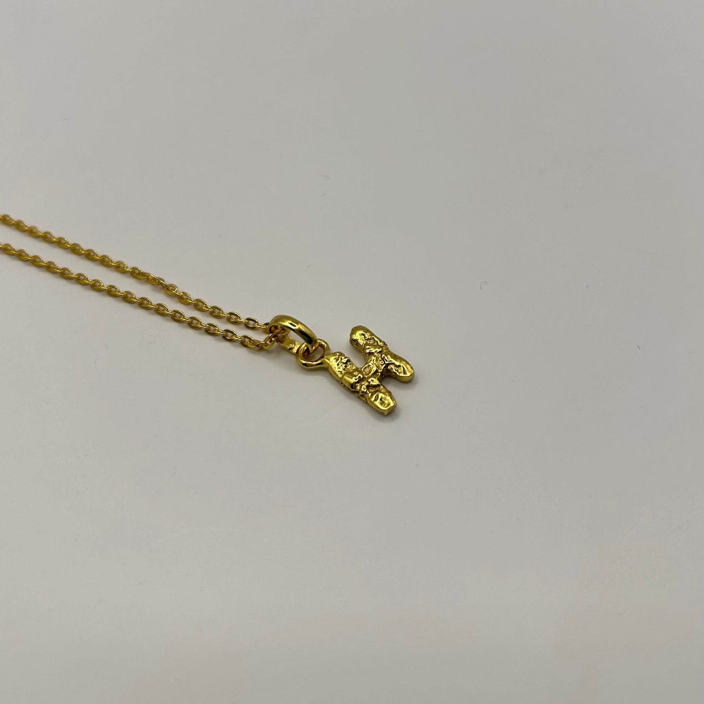 Letter Pendant Gold