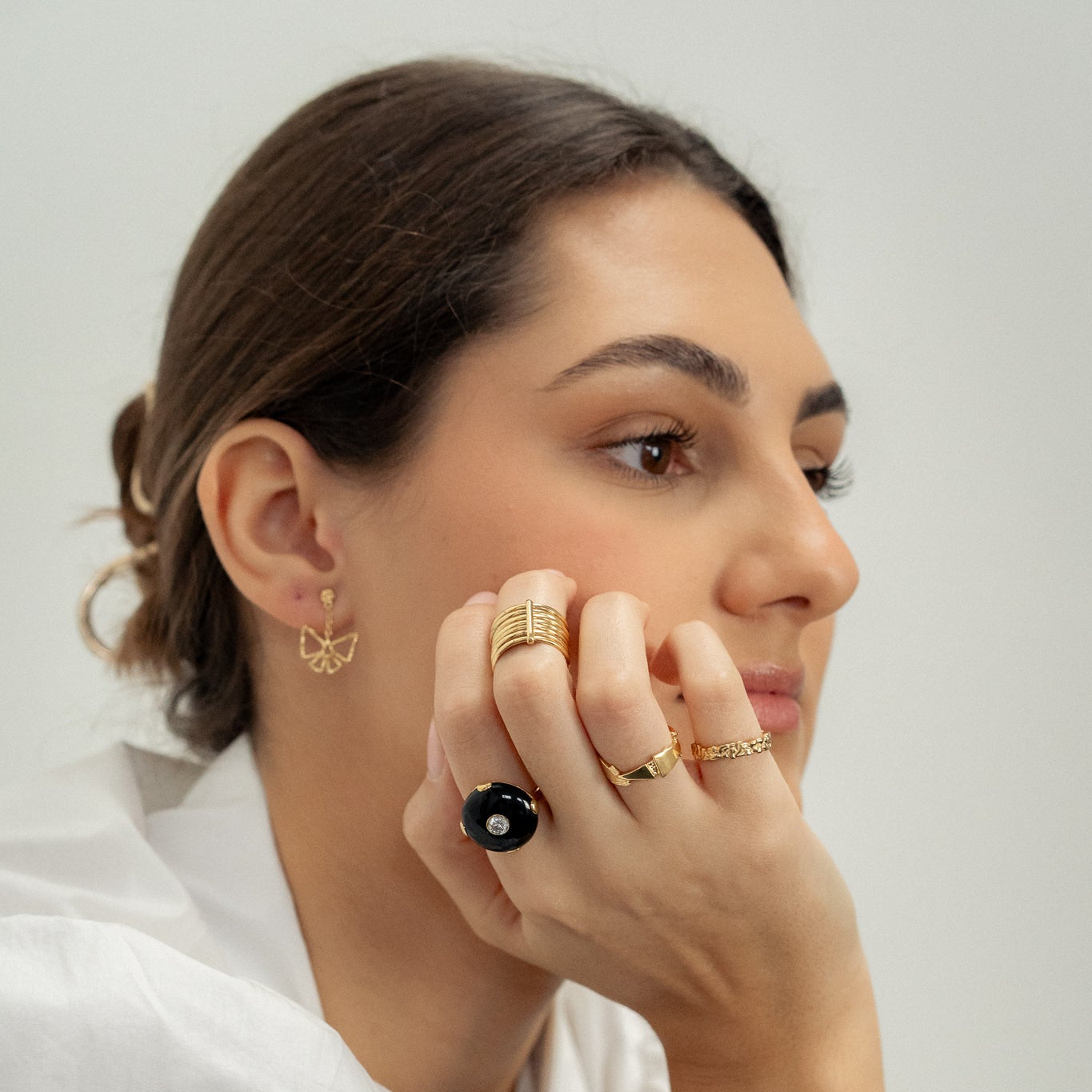 Celt Ring Black in Gold