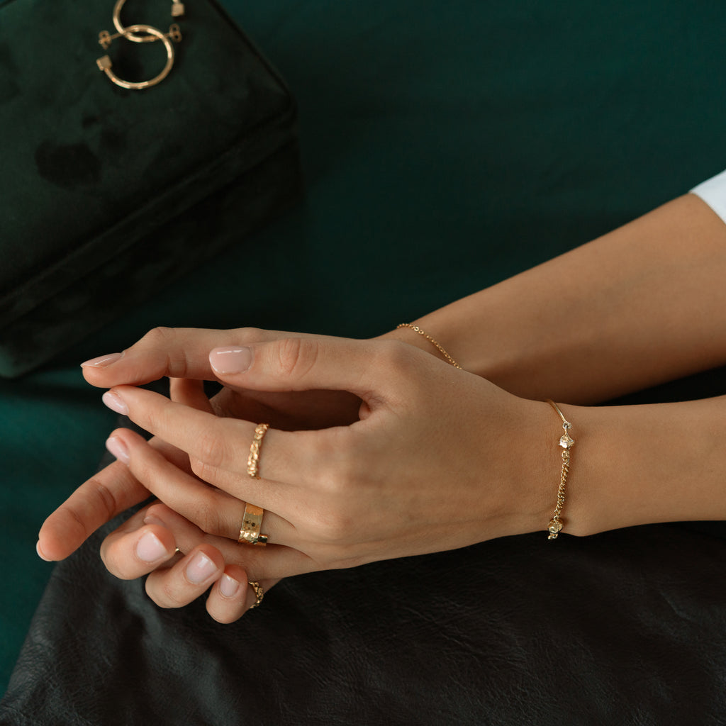 Carraig Bracelet Gold
