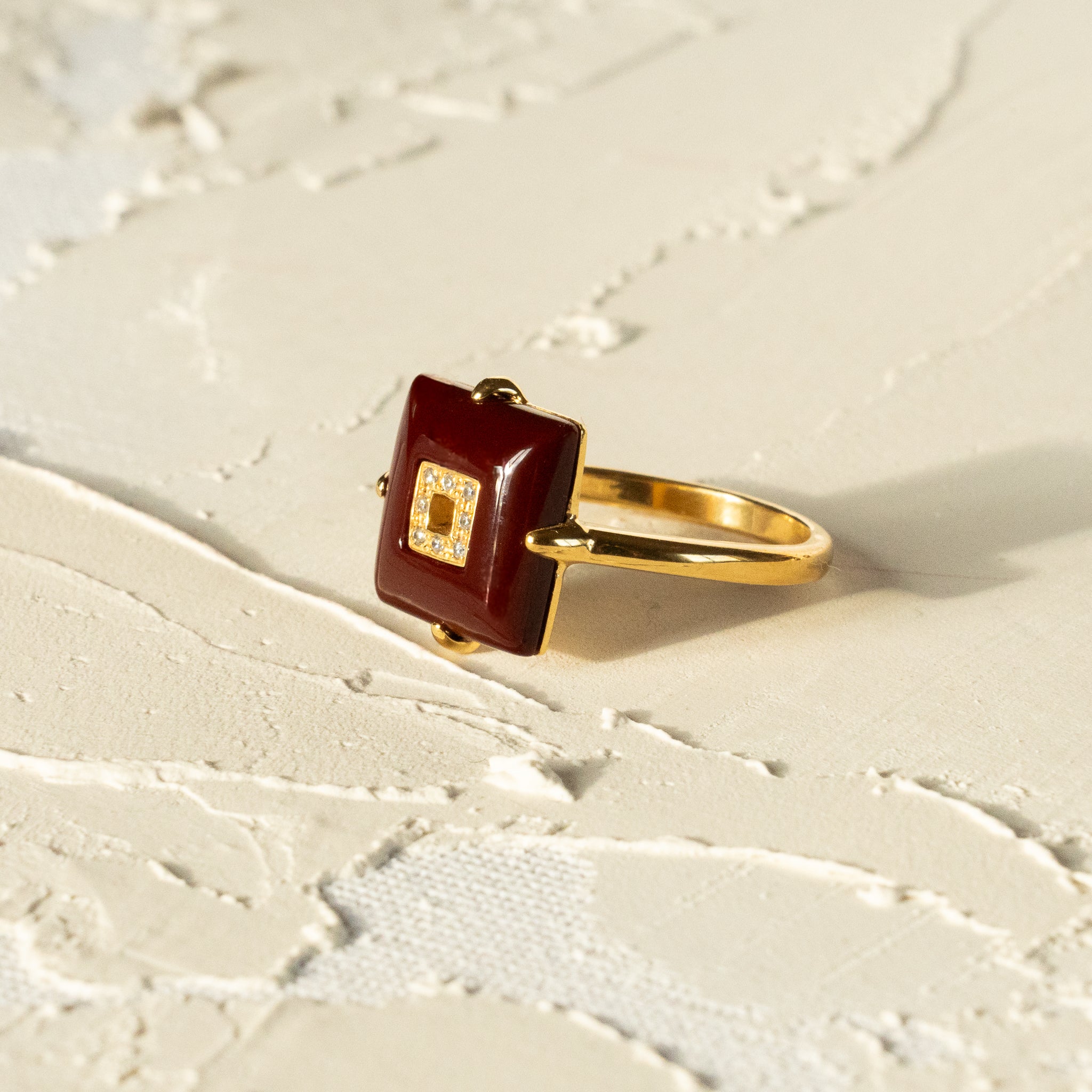 Core Ring Burgundy in Gold