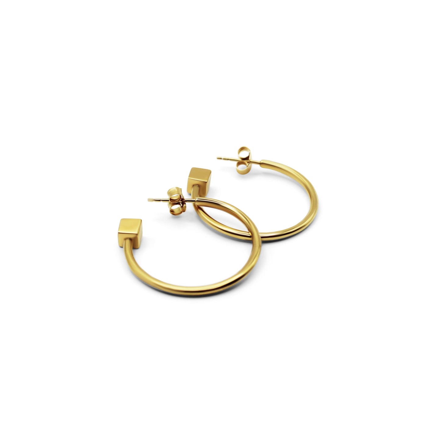 Curb Hoop Gold